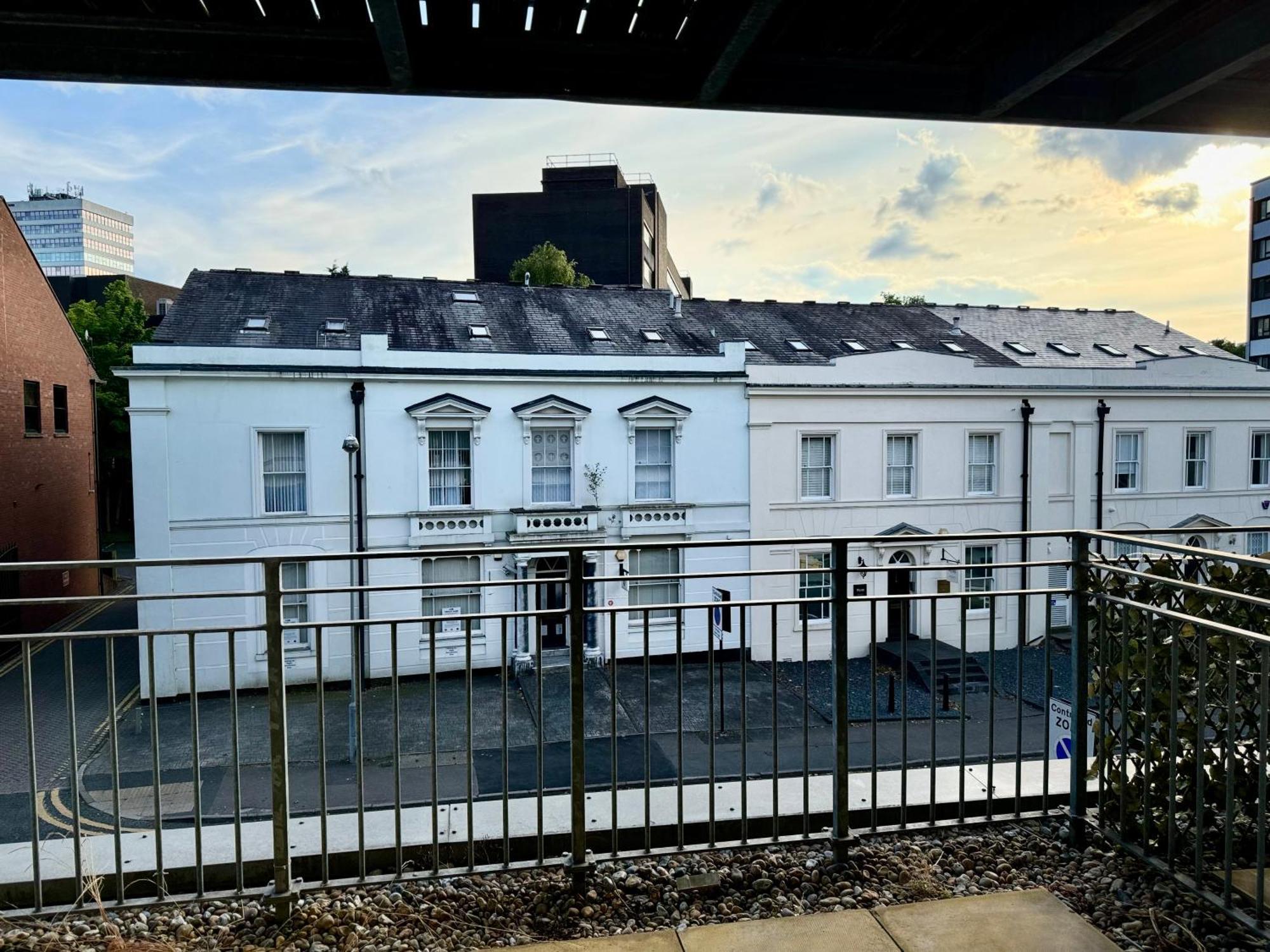 The Red Suites Birmingham Luaran gambar